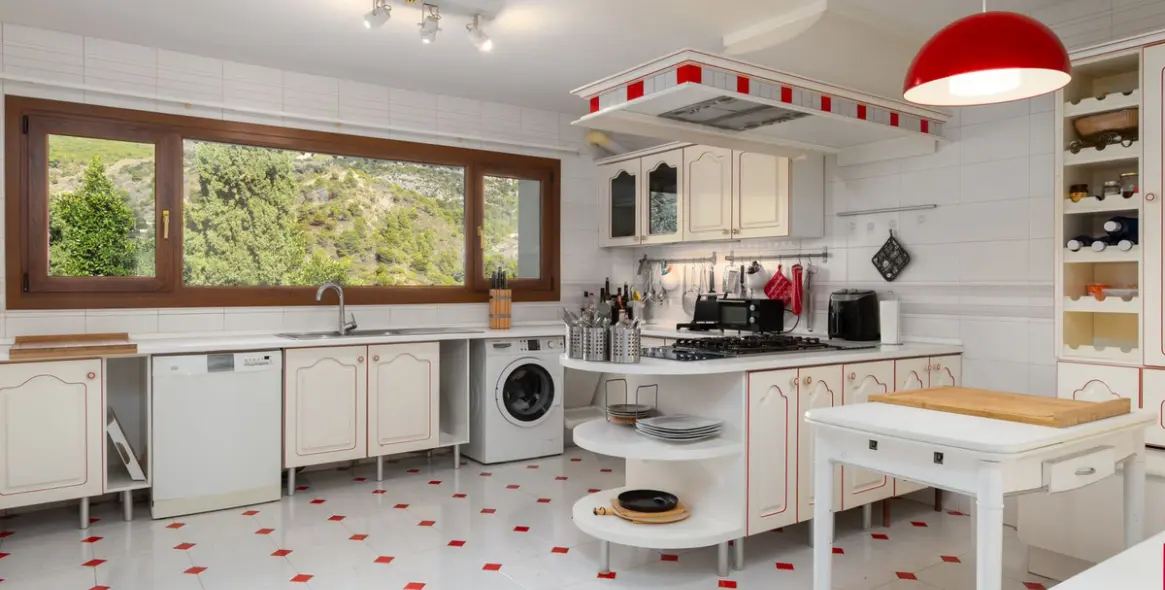 Sale of detached villa in Mijas 28