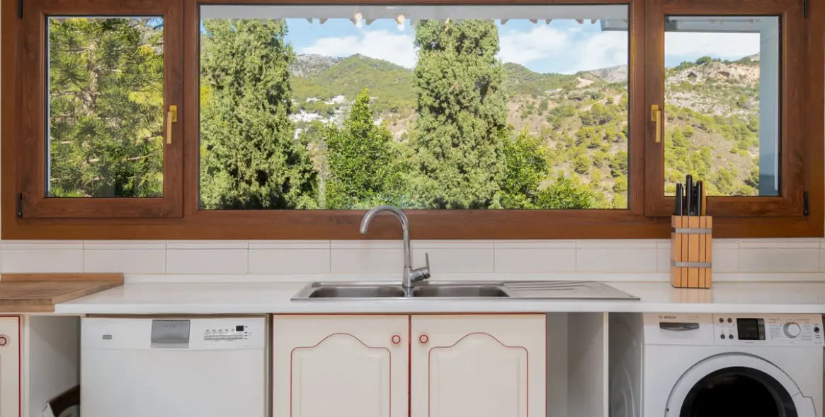 Sale of detached villa in Mijas 29
