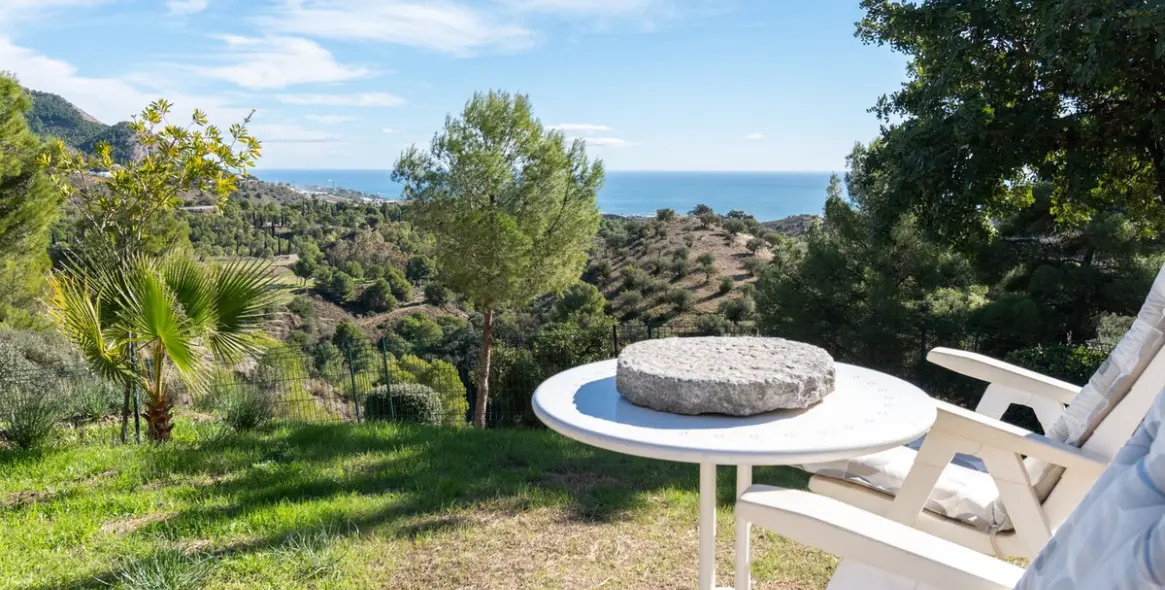 Sale of detached villa in Mijas 36