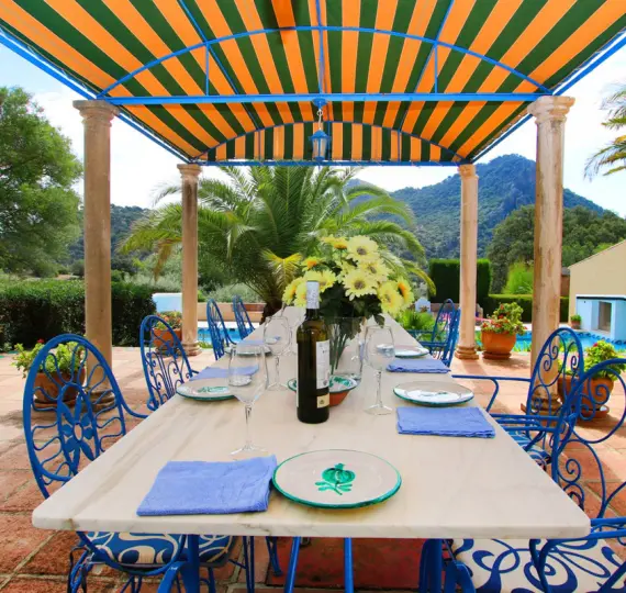 Sale of finca - cortijo in Gaucín