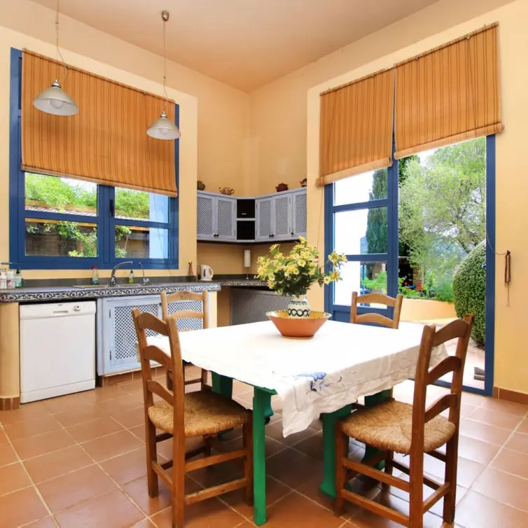 Sale of finca - cortijo in Gaucín