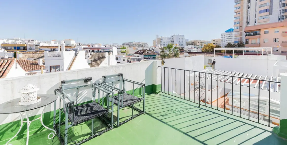 Sale of townhouse in Marbella 28