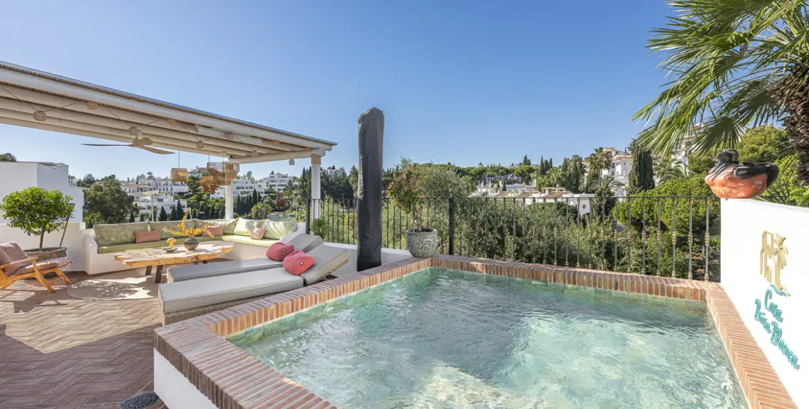 Sale of townhouse in Marbella (district The Golden Mile) 2