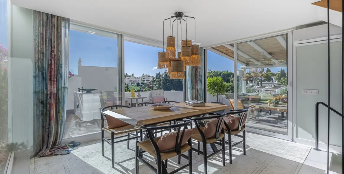 Sale of townhouse in Marbella (district The Golden Mile) 9