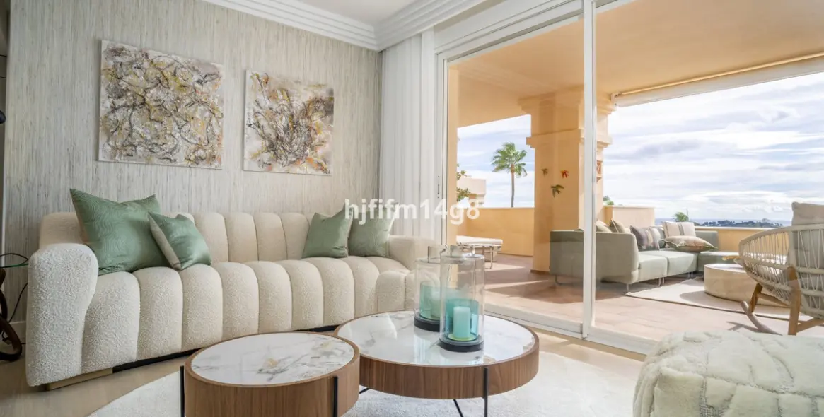 Продажа апартаментов на среднем этаже в Nueva Andalucía 6