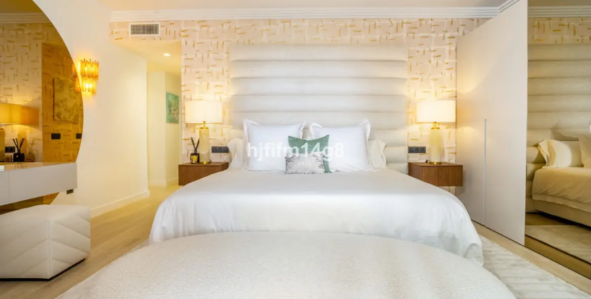 Продажа апартаментов на среднем этаже в Nueva Andalucía 10