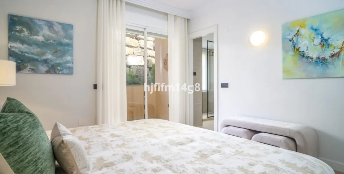 Продажа апартаментов на среднем этаже в Nueva Andalucía 16