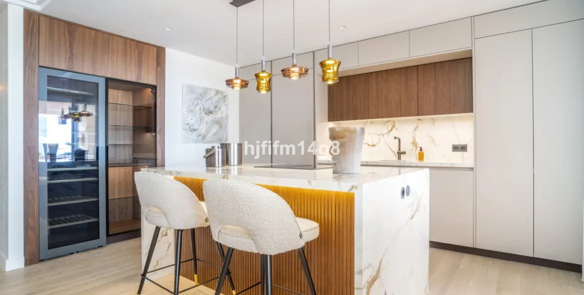 Sale of middle floor apartment in Nueva Andalucía 29