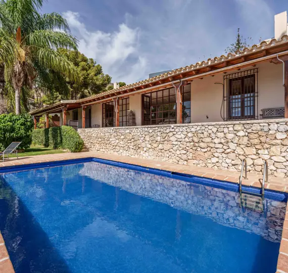 Oтдельно стоящая вилла R5073520