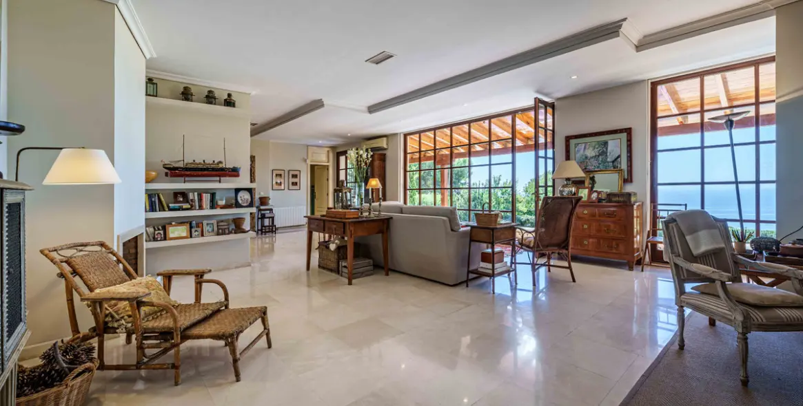 Продажа  отдельно стоящей виллы в Malaga (район Málaga Este) 9