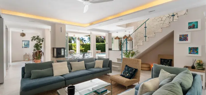 Sale of detached villa in El Rosario 4