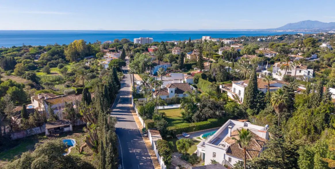 Sale of detached villa in Marbella East (district El Rosario) 7