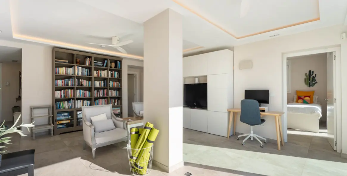 Sale of detached villa in El Rosario 22