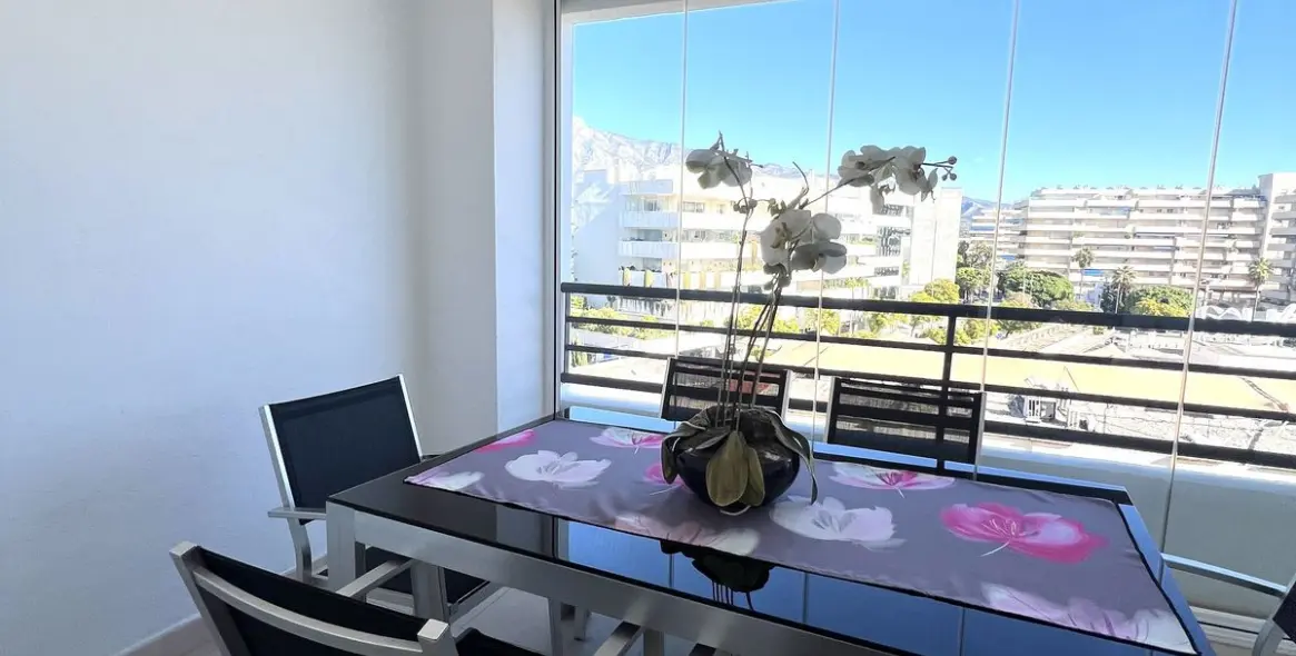 Long-term rent of middle floor apartment in Marbella (district Puerto Banús) 5