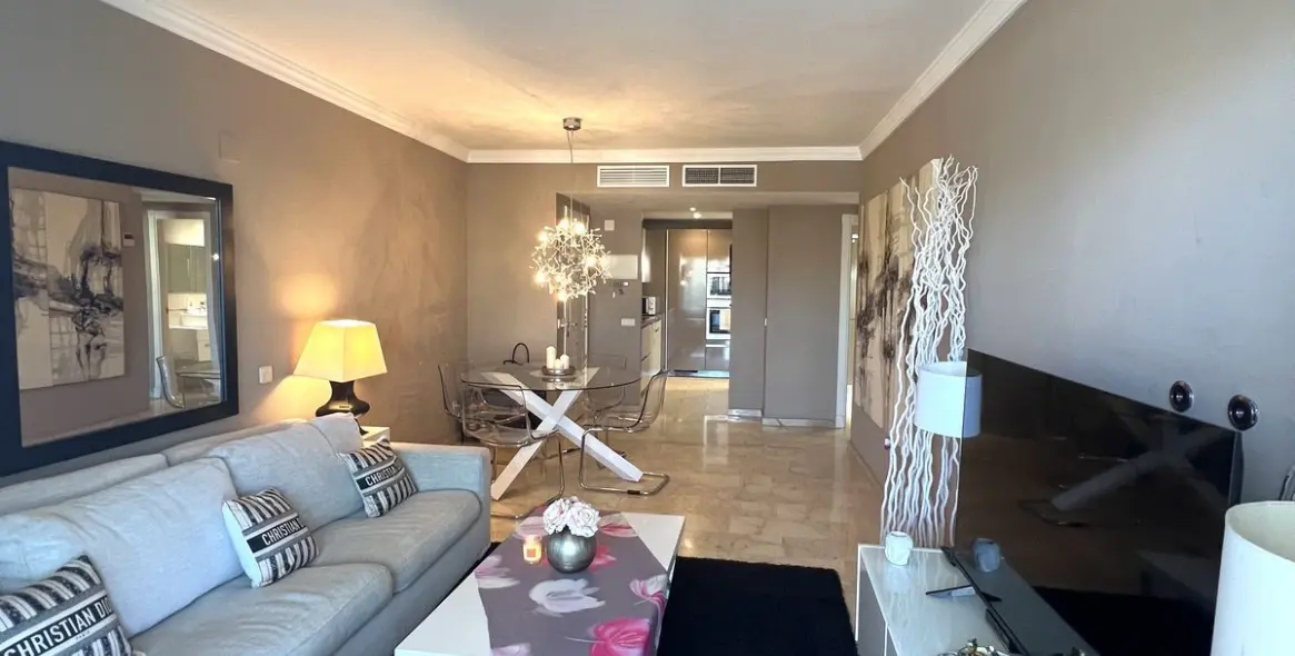 Long-term rent of middle floor apartment in Marbella (district Puerto Banús) 10