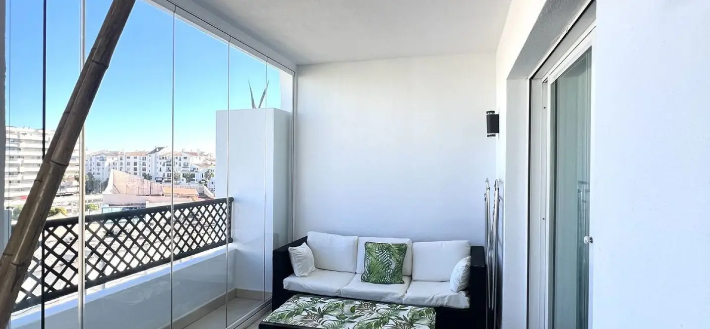 Продажа апартаментов на среднем этаже в Puerto Banús 3