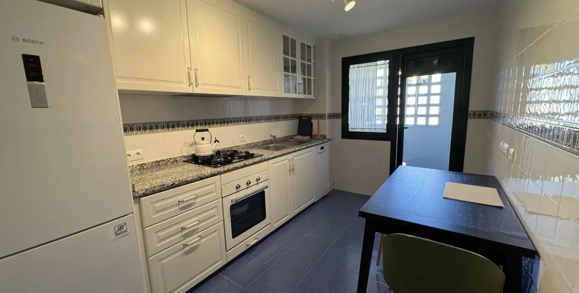 Long-term rent of middle floor apartment in San Pedro de Alcántara 3