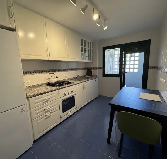 Long-term rent of middle floor apartment in San Pedro de Alcántara