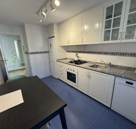 Long-term rent of middle floor apartment in San Pedro de Alcántara