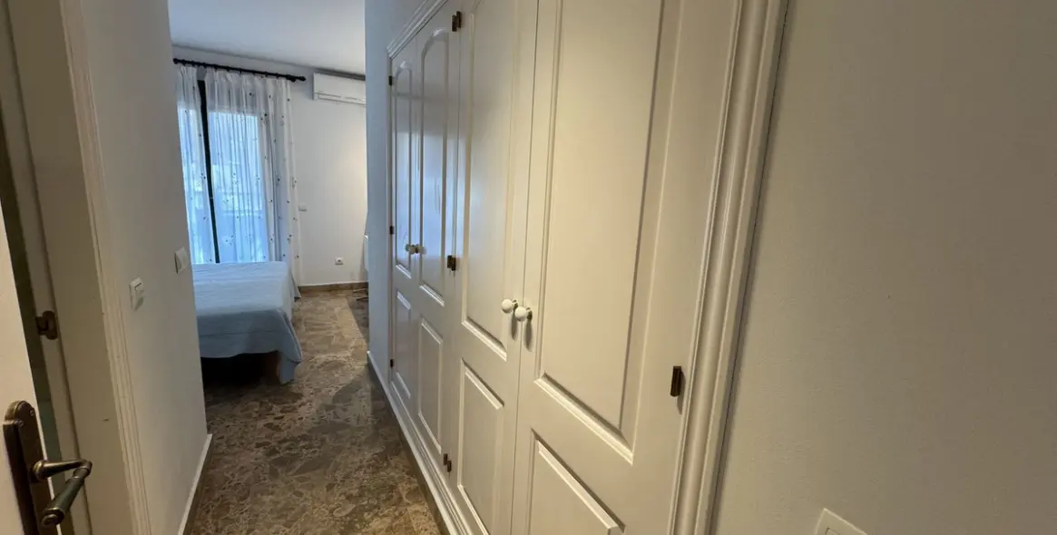 Long-term rent of middle floor apartment in San Pedro de Alcántara 9