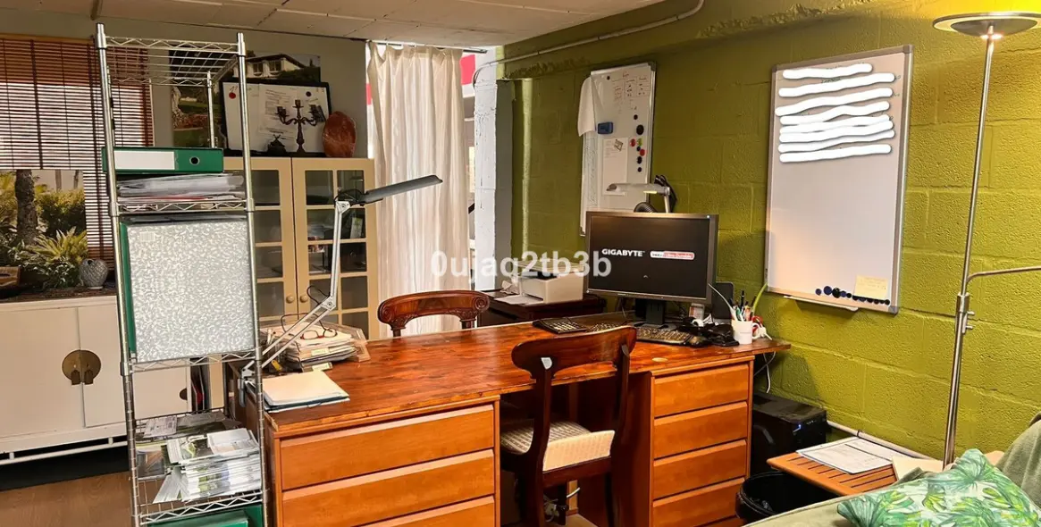 Long-term rent of commercial premises in Bel Air 11