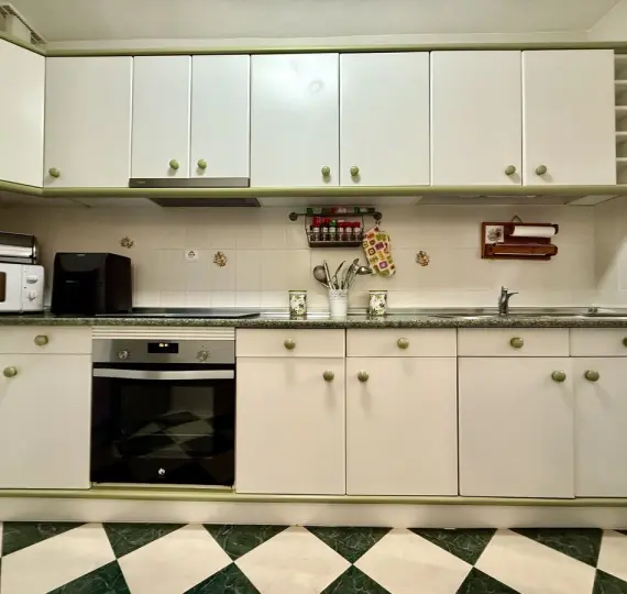 Venta de apartamento en planta media en Fuengirola