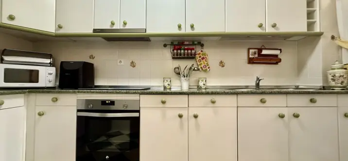 Venta de apartamento en planta media en Fuengirola 3