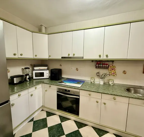 Venta de apartamento en planta media en Fuengirola