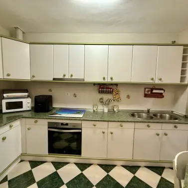 Продажа апартаментов на среднем этаже в Fuengirola