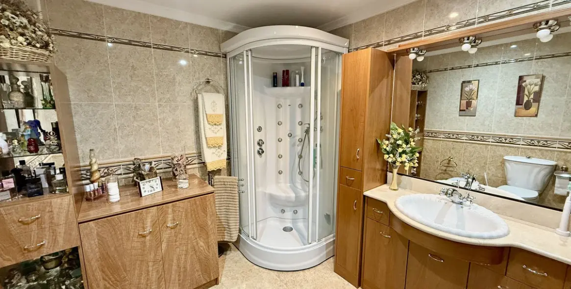 Продажа апартаментов на среднем этаже в Fuengirola 23