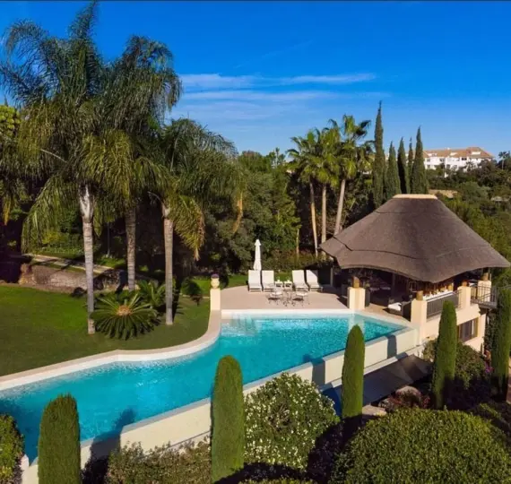 Detached villa R5070970