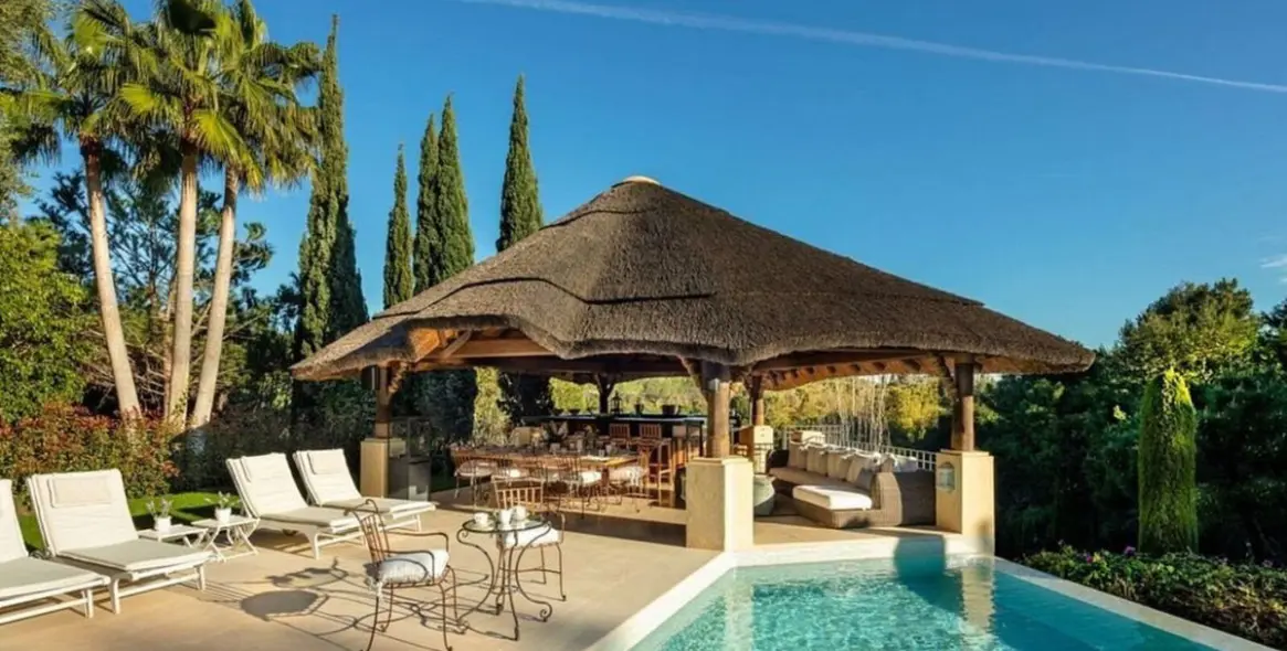 Sale of detached villa in Marbella (district The Golden Mile) 7