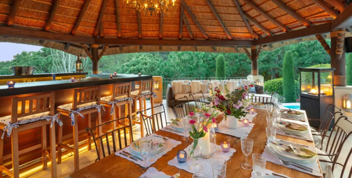 Sale of detached villa in Marbella (district The Golden Mile) 10