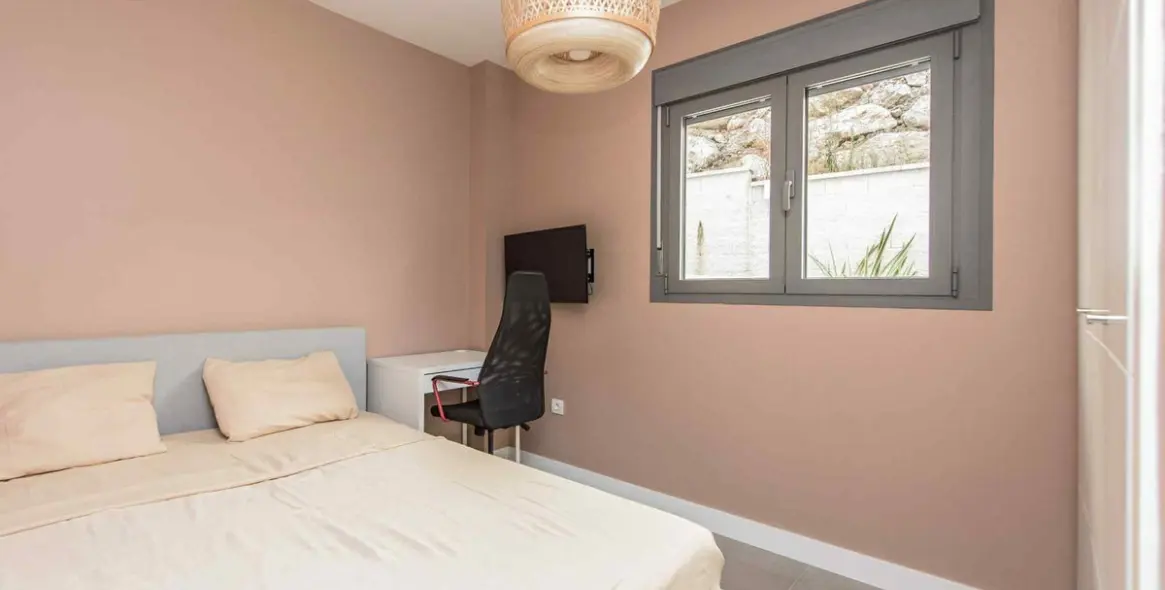 Долгосрочная аренда апартаментов на среднем этаже в Benalmadena 10