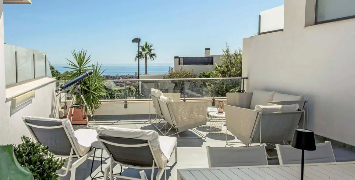 Долгосрочная аренда апартаментов на среднем этаже в Benalmadena 27