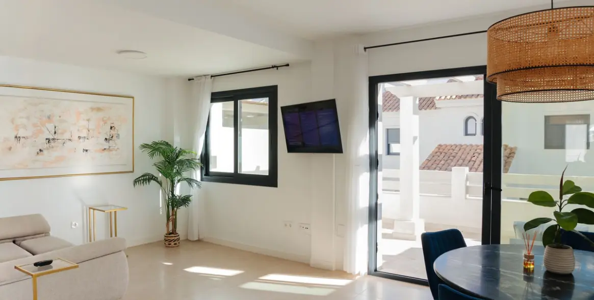 Долгосрочная аренда таунхауса в El Paraiso 3