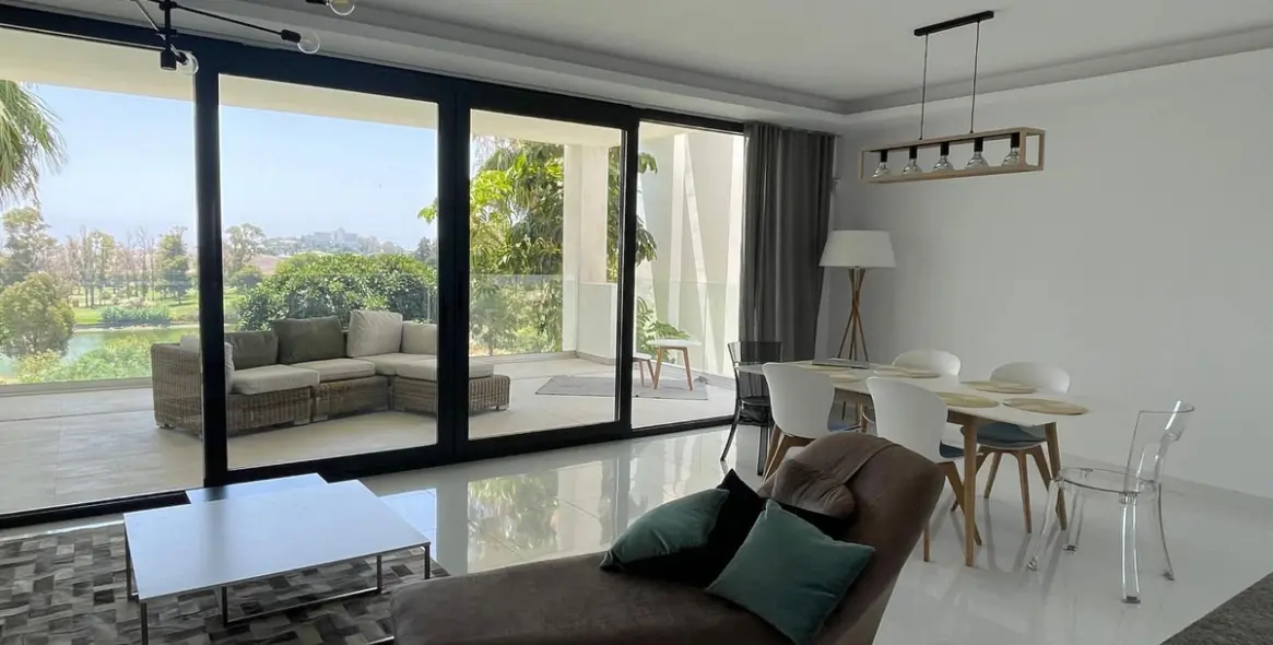 Long-term rent of middle floor apartment in Benahavís 3