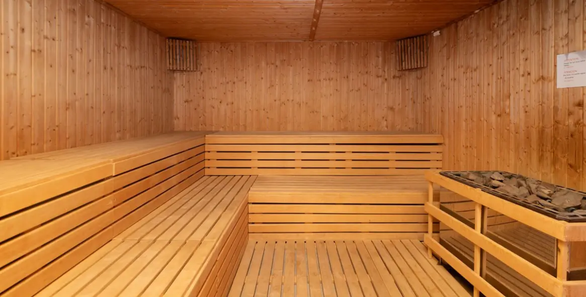 Долгосрочная аренда апартаментов на среднем этаже в Benahavís 27