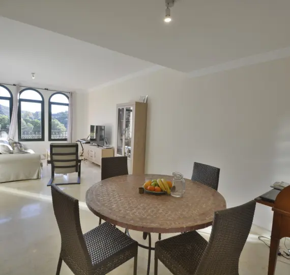 Sale of ground floor apartment in Marbella