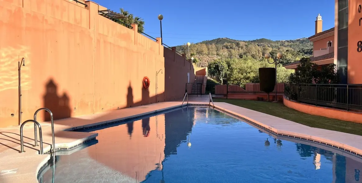 Продажа апартаментов на первом этаже в Hacienda Elviria 27