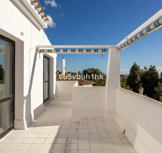 Продажа таунхауса в Sitio de Calahonda