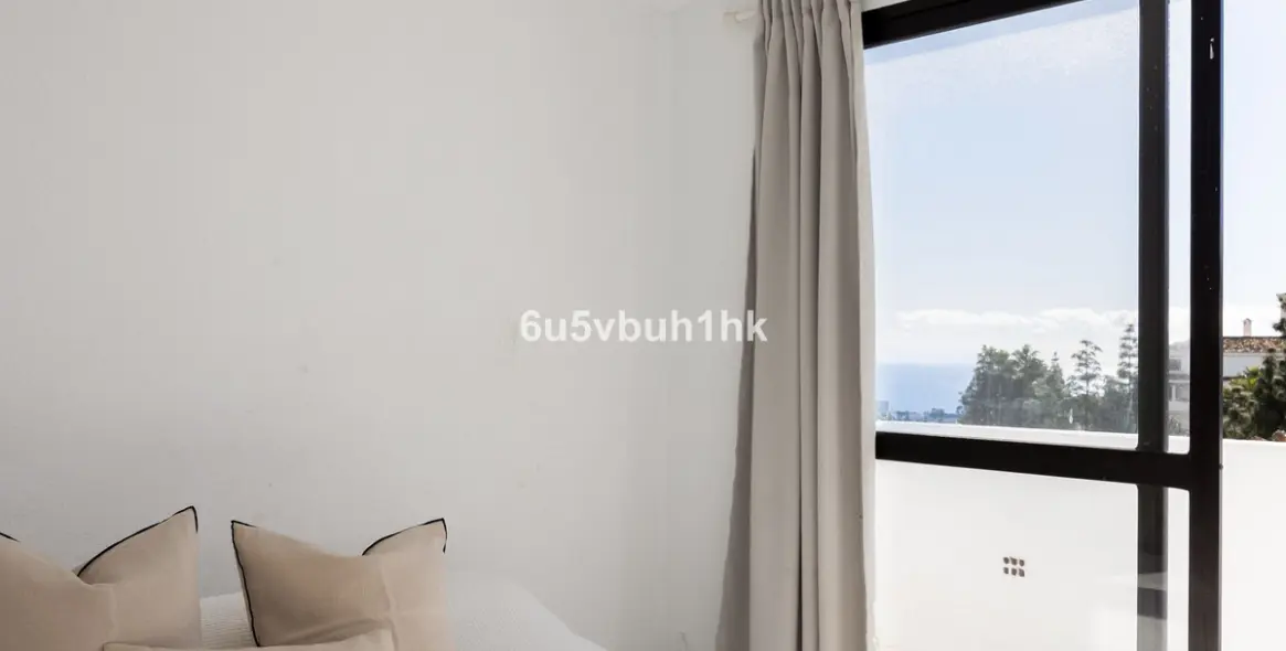 Продажа таунхауса в Sitio de Calahonda 10