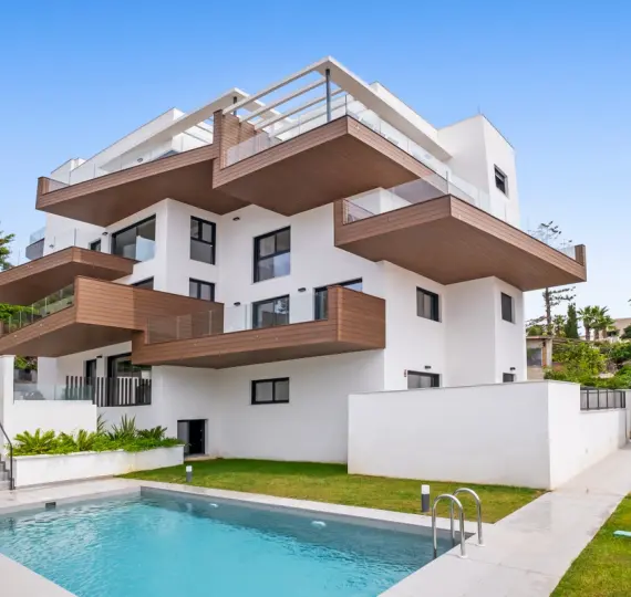 Продажа апартаментов на среднем этаже в Montemar