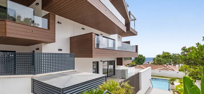 Venta de apartamento en planta media en Montemar 2