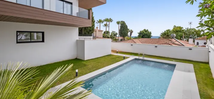 Venta de apartamento en planta media en Montemar 3