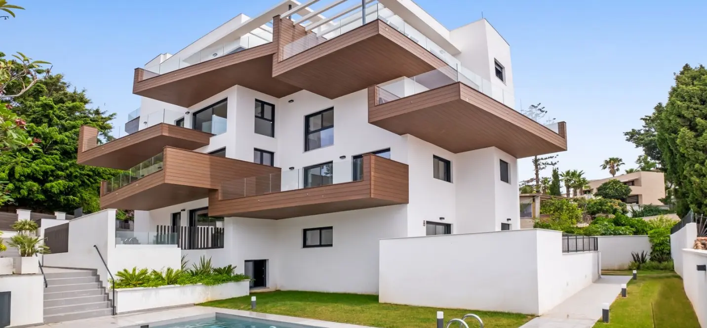 Продажа апартаментов на среднем этаже в Montemar 1