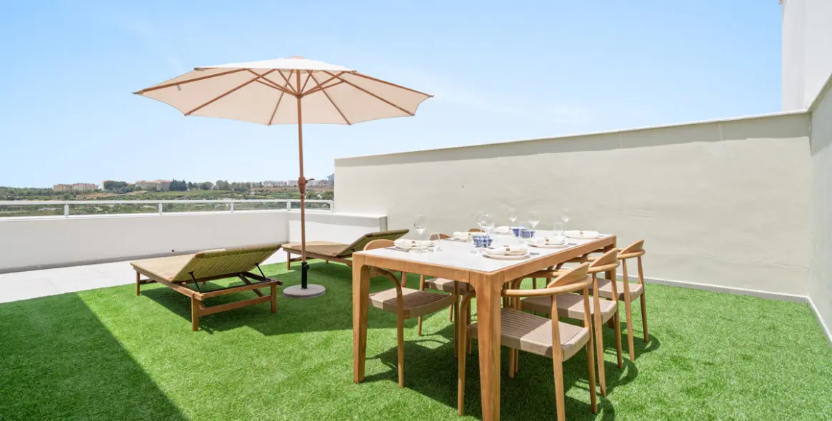 Sale of penthouse in Estepona (district Estepona) 7