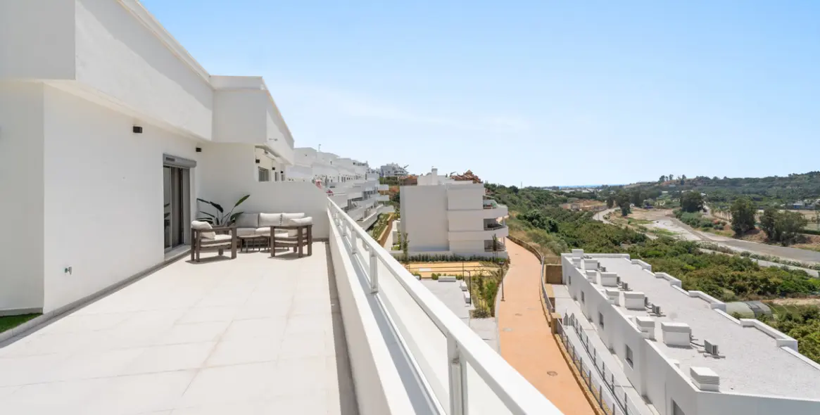 Продажа пентхауса в Estepona 11