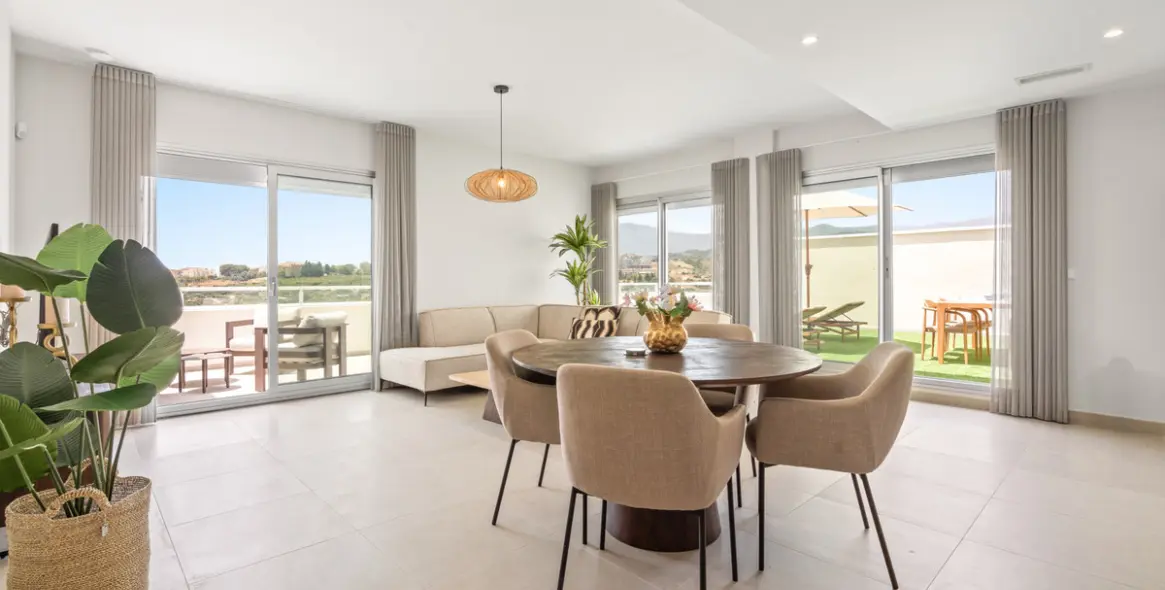 Продажа пентхауса в Estepona 13