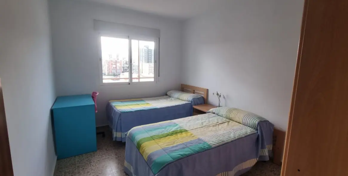 Sale of middle floor apartment in Fuengirola 9